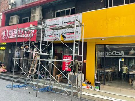 南县制作广告招牌如何避免它发黄？